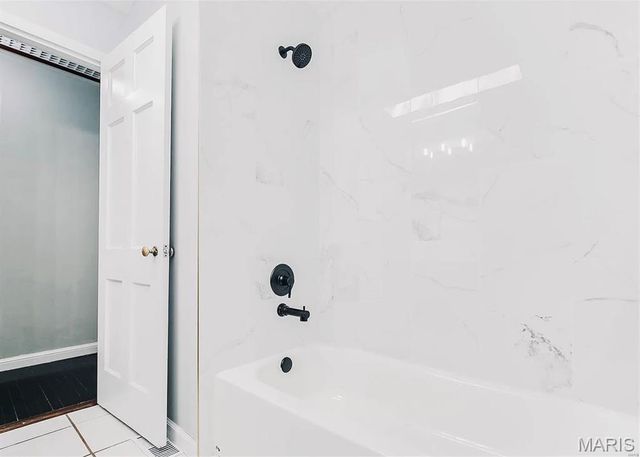 308 Forest Parkway, Manchester, MO 63021