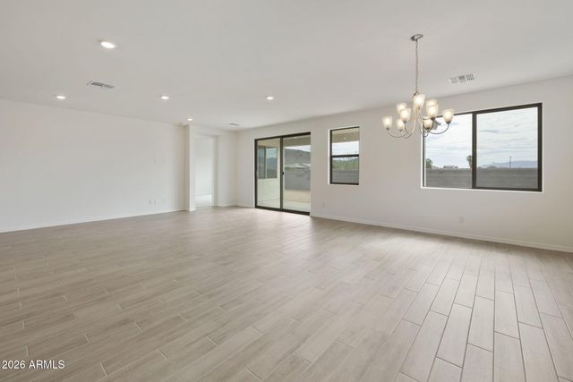 5031 W CAPISTRANO Avenue, Laveen, AZ 85339