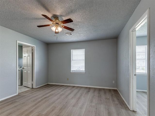 137 N O Avenue, El Reno, OK 73036