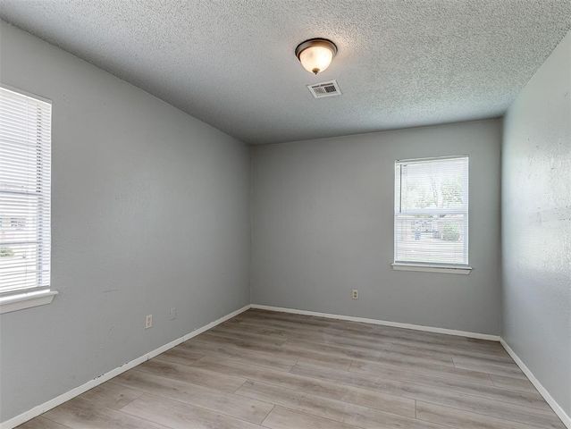 137 N O Avenue, El Reno, OK 73036