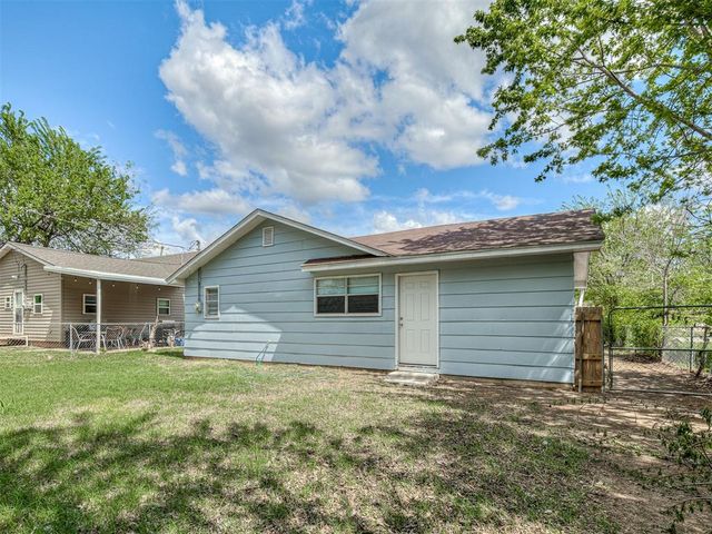 137 N O Avenue, El Reno, OK 73036