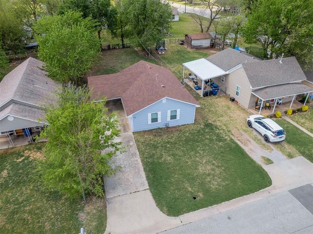 137 N O Avenue, El Reno, OK 73036