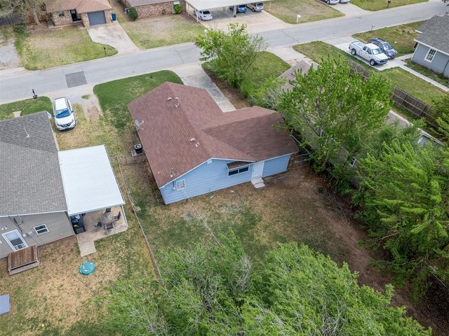 137 N O Avenue, El Reno, OK 73036