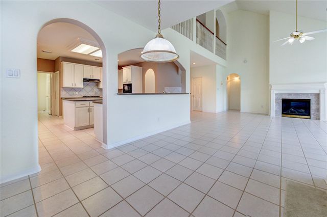 5326 Hanneck Valley Lane, Katy, TX 77450