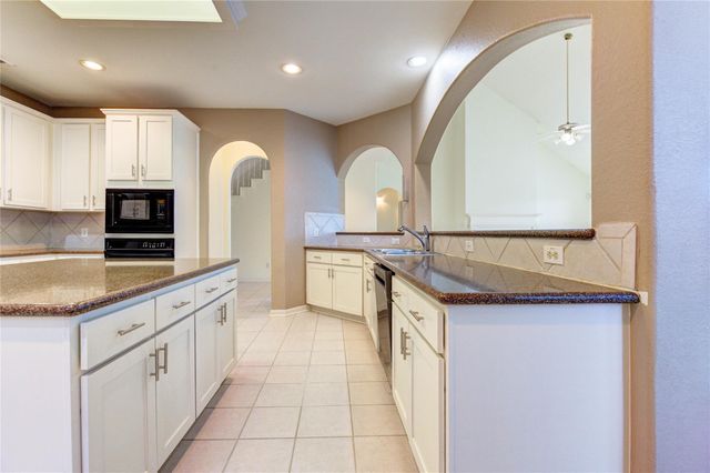 5326 Hanneck Valley Lane, Katy, TX 77450