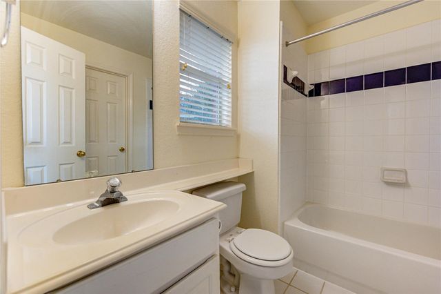 5326 Hanneck Valley Lane, Katy, TX 77450