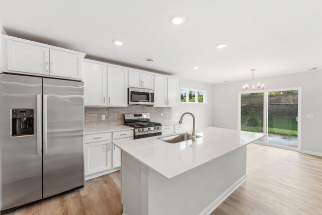 1032 Adamstown Drive, Rosemount, MN 55068