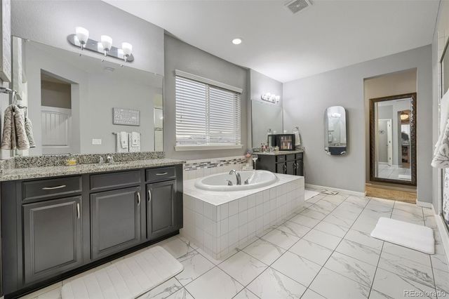 18471 W 93rd Place, Arvada, CO 80007