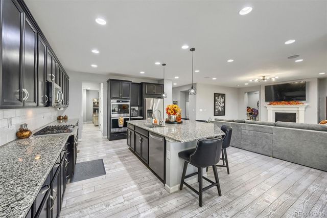 18471 W 93rd Place, Arvada, CO 80007