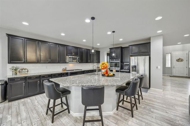 18471 W 93rd Place, Arvada, CO 80007