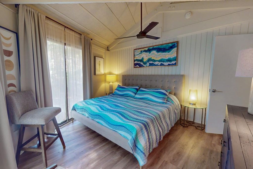 Image 17 of property listing at 8 Dunecrest Trace, Johns Island, SC 29455