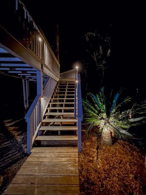 Image 2 of property listing at 8 Dunecrest Trace, Johns Island, SC 29455