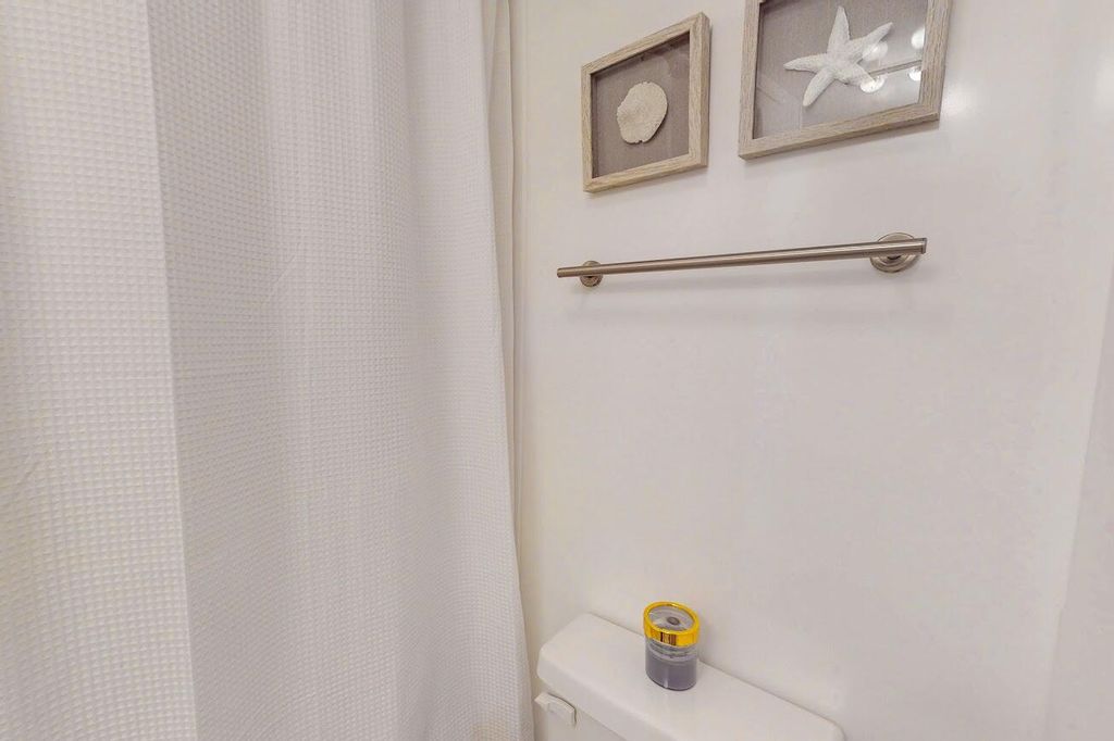 Image 20 of property listing at 8 Dunecrest Trace, Johns Island, SC 29455