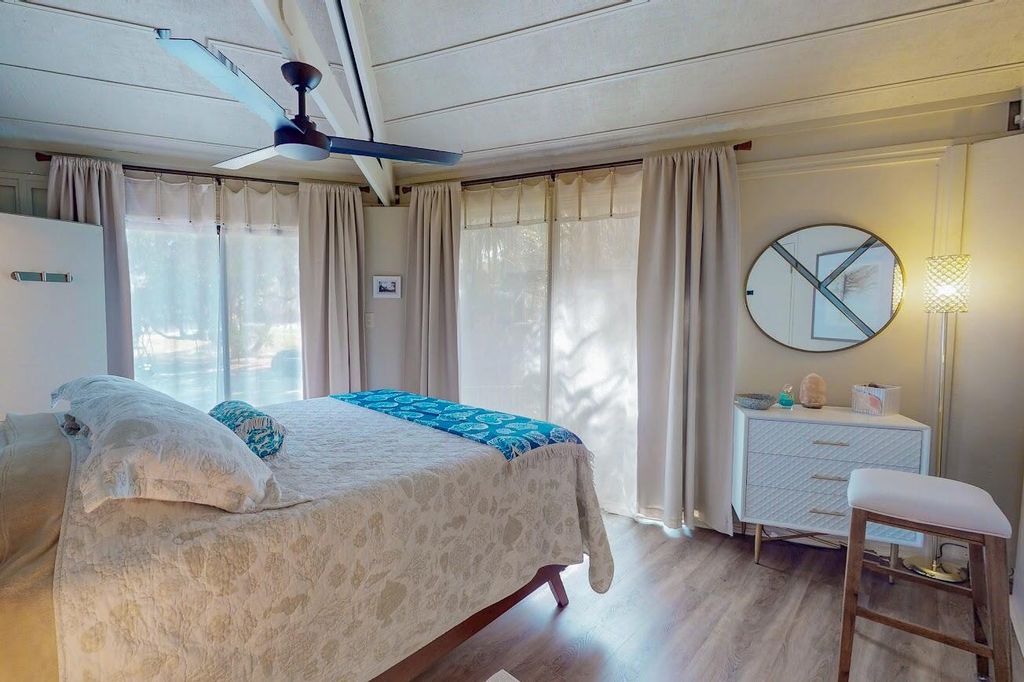 Image 22 of property listing at 8 Dunecrest Trace, Johns Island, SC 29455