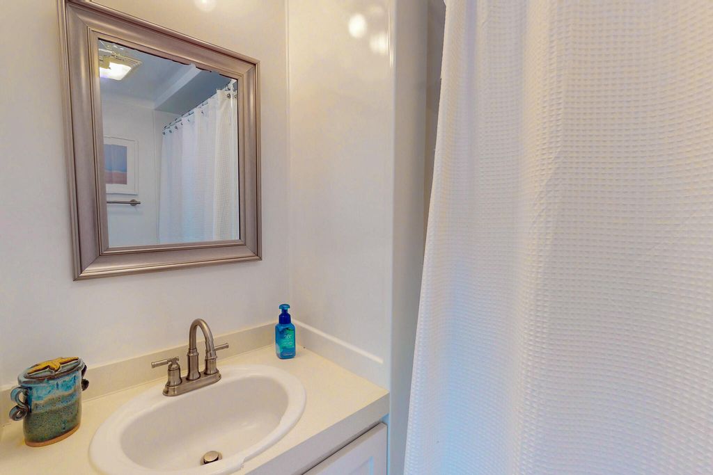 Image 24 of property listing at 8 Dunecrest Trace, Johns Island, SC 29455