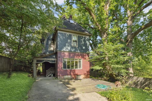 207 S 9th Street, Lafayette, IN 47901