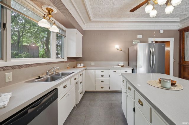 207 S 9th Street, Lafayette, IN 47901