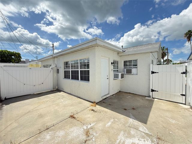 119 147TH AVENUE E A, Madeira Beach, FL 33708