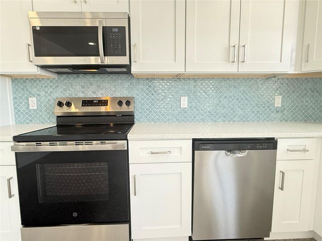 119 147TH AVENUE E A, Madeira Beach, FL 33708