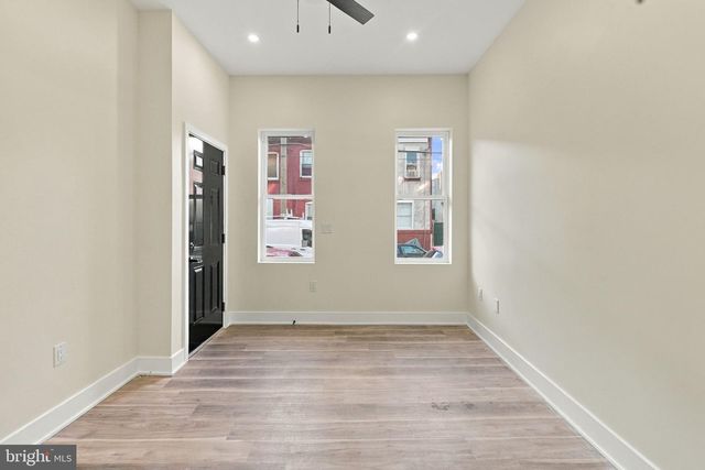 2645 N 8TH ST, Philadelphia, PA 19133