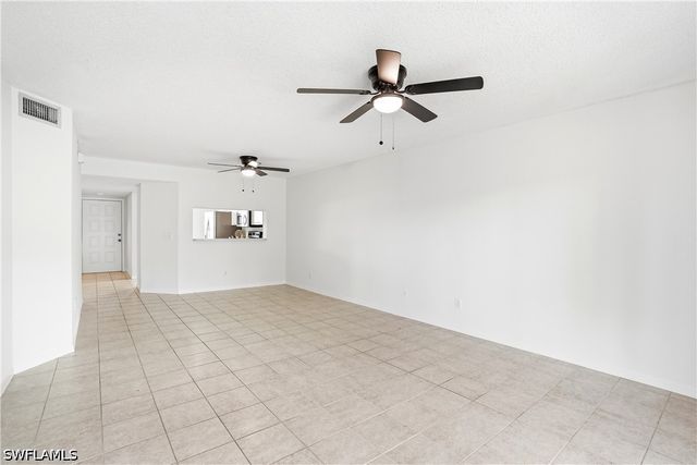 7774 Jewel LN 102, Naples, FL 34109