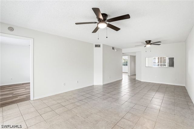 7774 Jewel LN 102, Naples, FL 34109