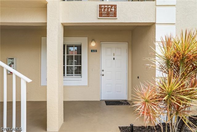 7774 Jewel LN 102, Naples, FL 34109