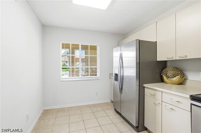 7774 Jewel LN 102, Naples, FL 34109