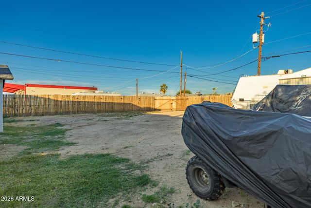 9215 S 7TH Avenue, Phoenix, AZ 85041