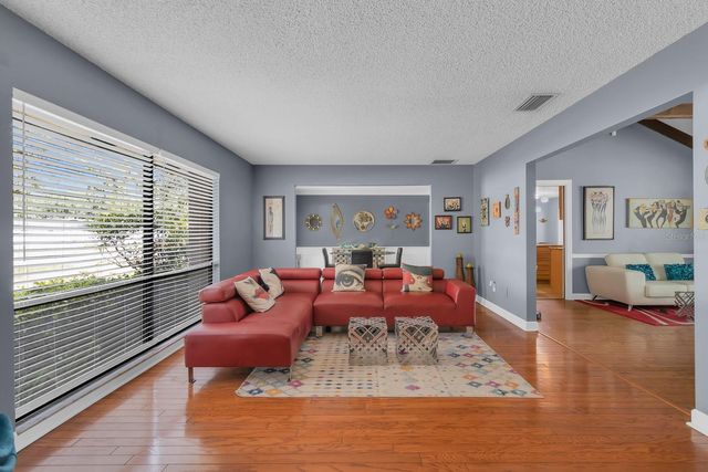 401 BLUE LAKE DRIVE, Longwood, FL 32779