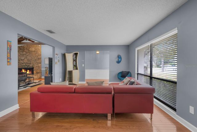 401 BLUE LAKE DRIVE, Longwood, FL 32779