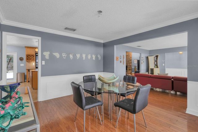 401 BLUE LAKE DRIVE, Longwood, FL 32779