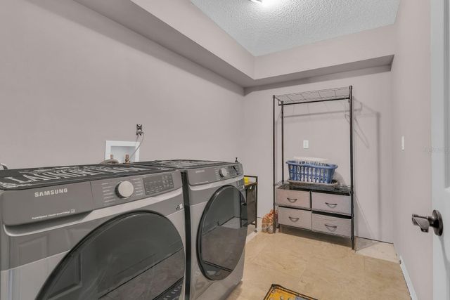 401 BLUE LAKE DRIVE, Longwood, FL 32779