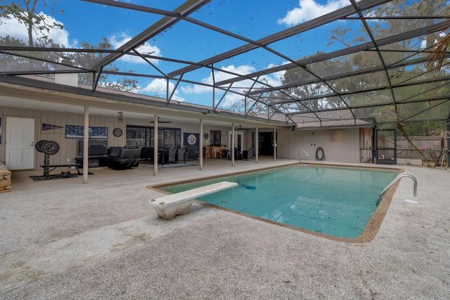 401 BLUE LAKE DRIVE, Longwood, FL 32779