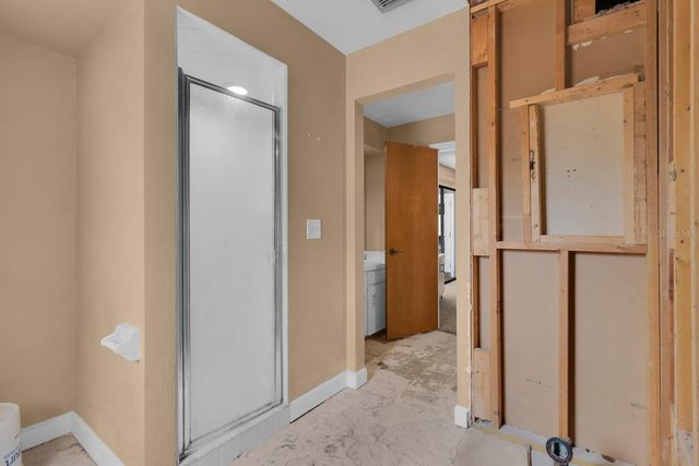 401 BLUE LAKE DRIVE, Longwood, FL 32779