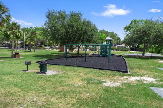 401 BLUE LAKE DRIVE, Longwood, FL 32779