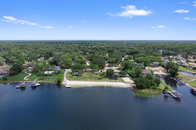 401 BLUE LAKE DRIVE, Longwood, FL 32779