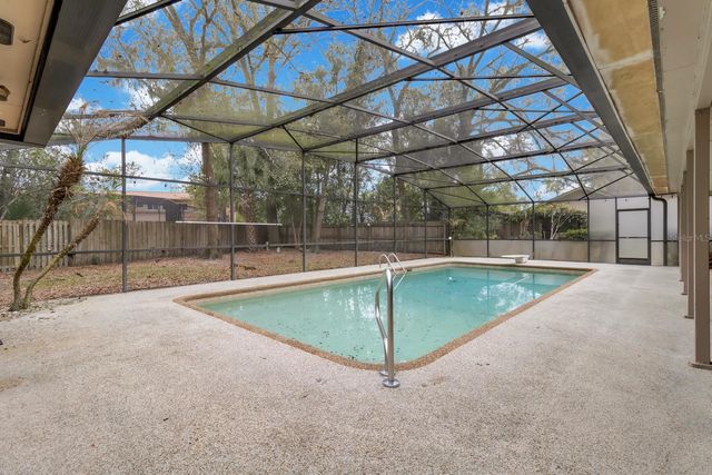 401 BLUE LAKE DRIVE, Longwood, FL 32779