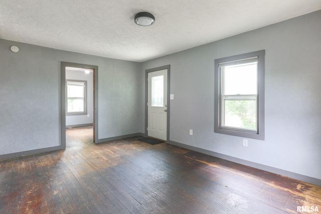 213 MCKINLEY Avenue, Bartonville, IL 61607