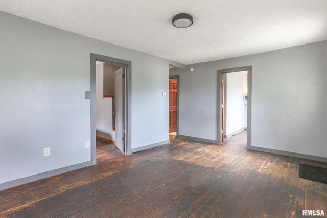 213 MCKINLEY Avenue, Bartonville, IL 61607