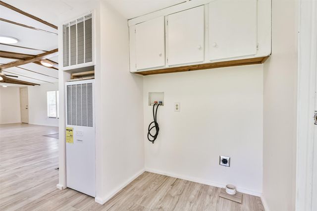 1749 Max Road 8, Pearland, TX 77581
