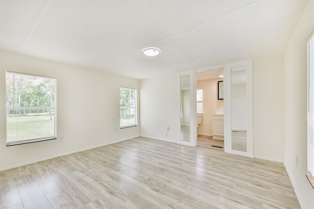 1749 Max Road 8, Pearland, TX 77581
