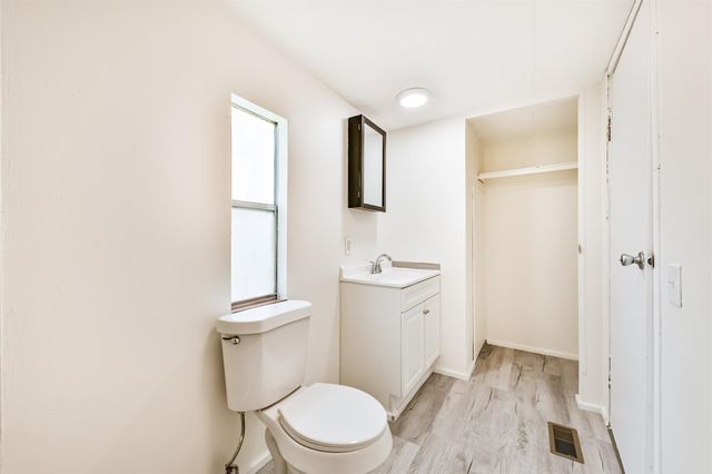 1749 Max Road 8, Pearland, TX 77581