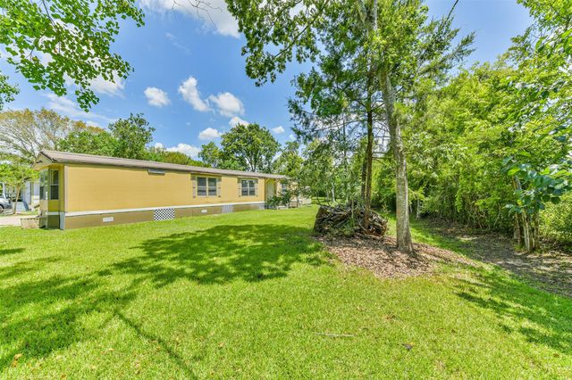 1749 Max Road 8, Pearland, TX 77581