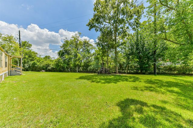 1749 Max Road 8, Pearland, TX 77581