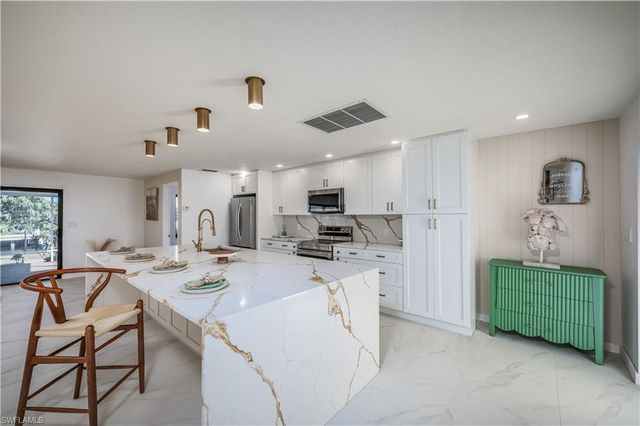 618 Santa Margerita LN, Punta Gorda, FL 33950