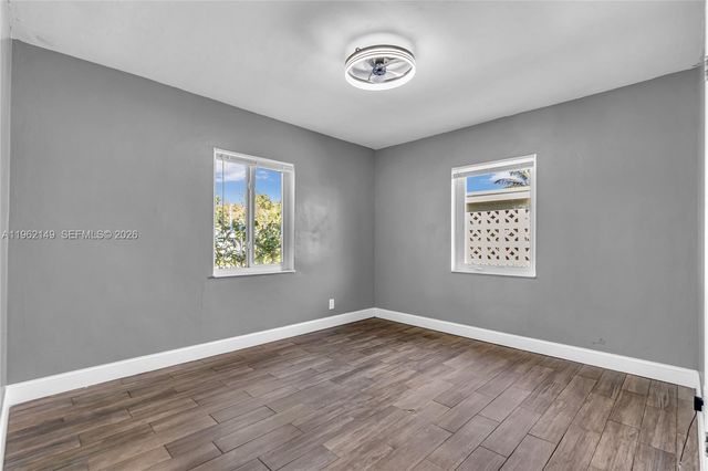 480 NE 51st St, Oakland Park, FL 33334