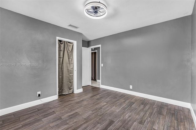 480 NE 51st St, Oakland Park, FL 33334