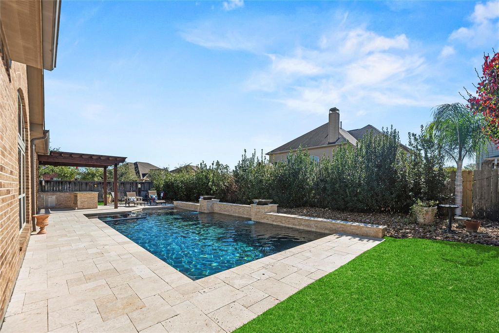 Image 43 of property listing at 6303 Nectar Grove Court, Katy, TX 77493