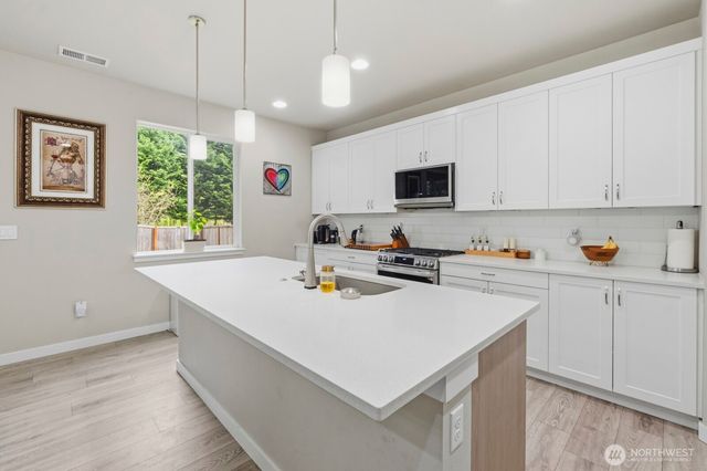 15526 Bergh Court SE, Yelm, WA 98597
